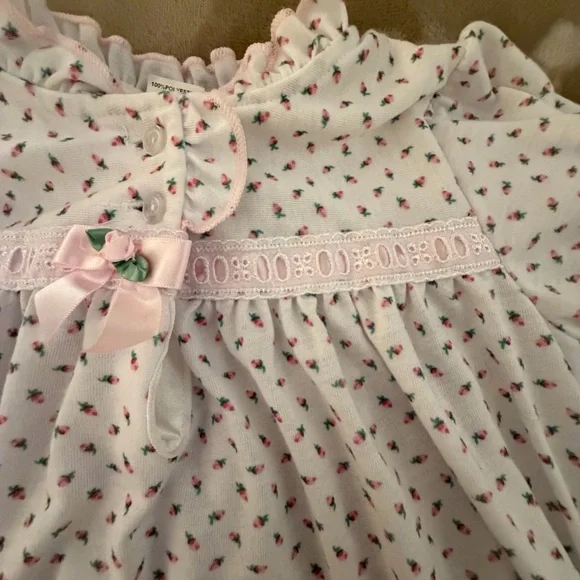 Laura Dale Pink Rosebud Traditional Peignoir Set - Picture 8 of 8